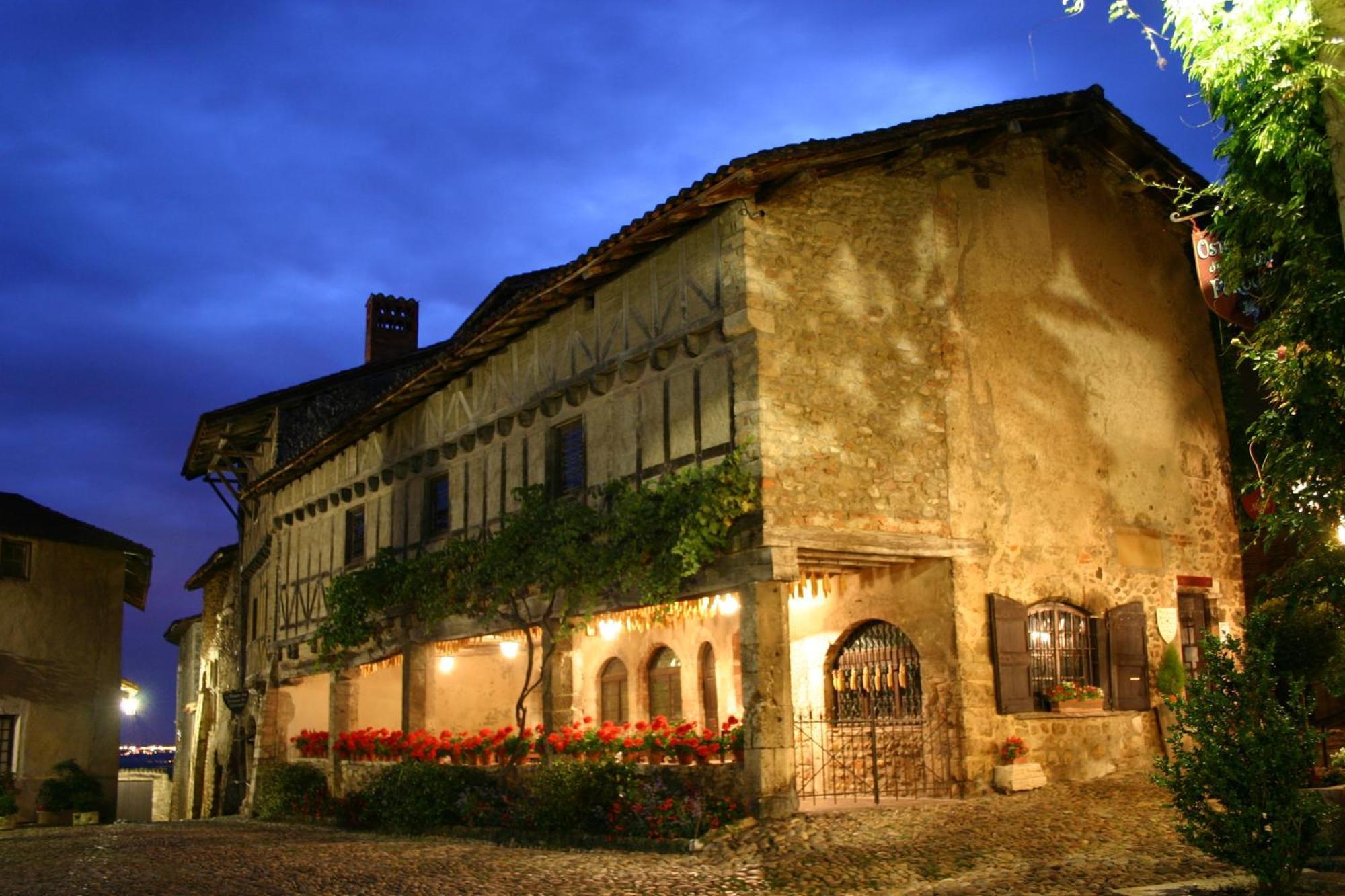 Hostellerie Du Vieux Pérouges Exteriér fotografie