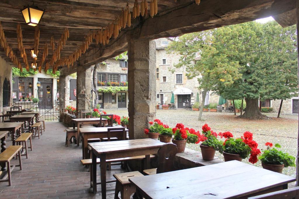 Hostellerie Du Vieux Pérouges Exteriér fotografie